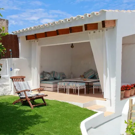 Es Badiu Casa de Férias *