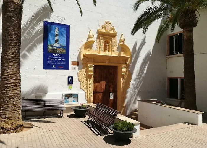 بيت للعطل Es Badiu الايور